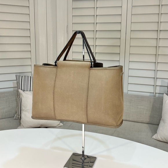 Hermes Tan Tote Bag Spacious Structured Design - Picture 7 of 16